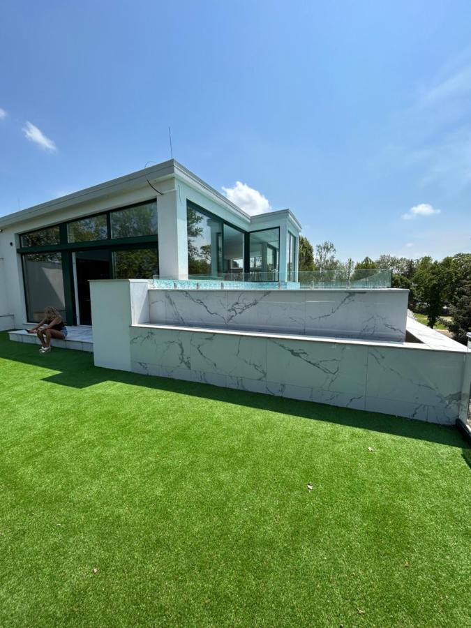 Villa Bauhaus Dream Deluxe T شيوفوك المظهر الخارجي الصورة